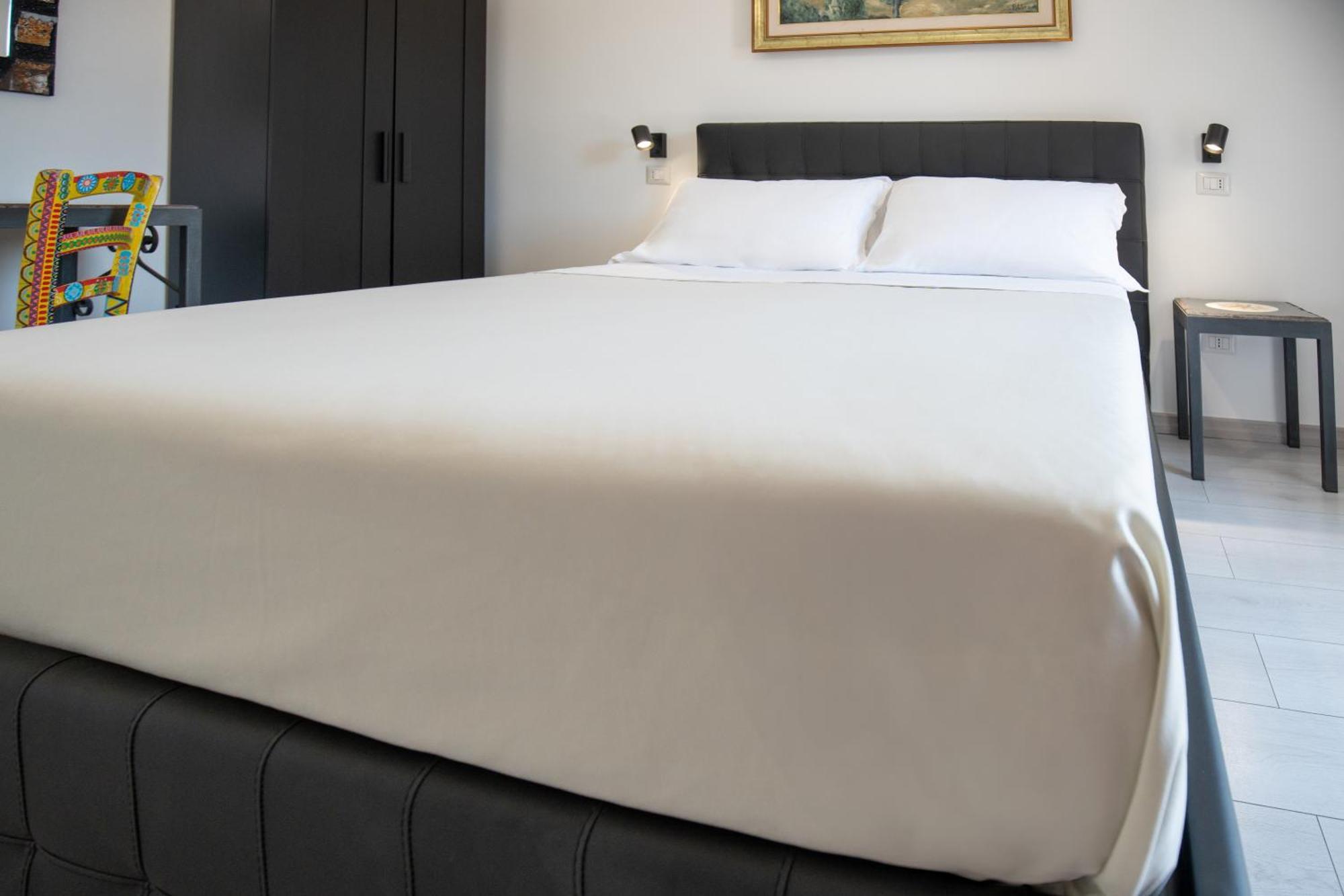Over Time - Tourist Guest house Catania